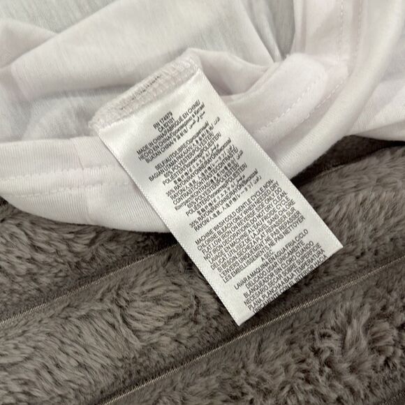 BCBGeneration Low Key Crop Top - Picture 4 of 4